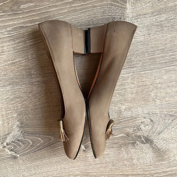 Salvatore Ferragamo Suede Pumps Size 9 - Picture 6 of 9